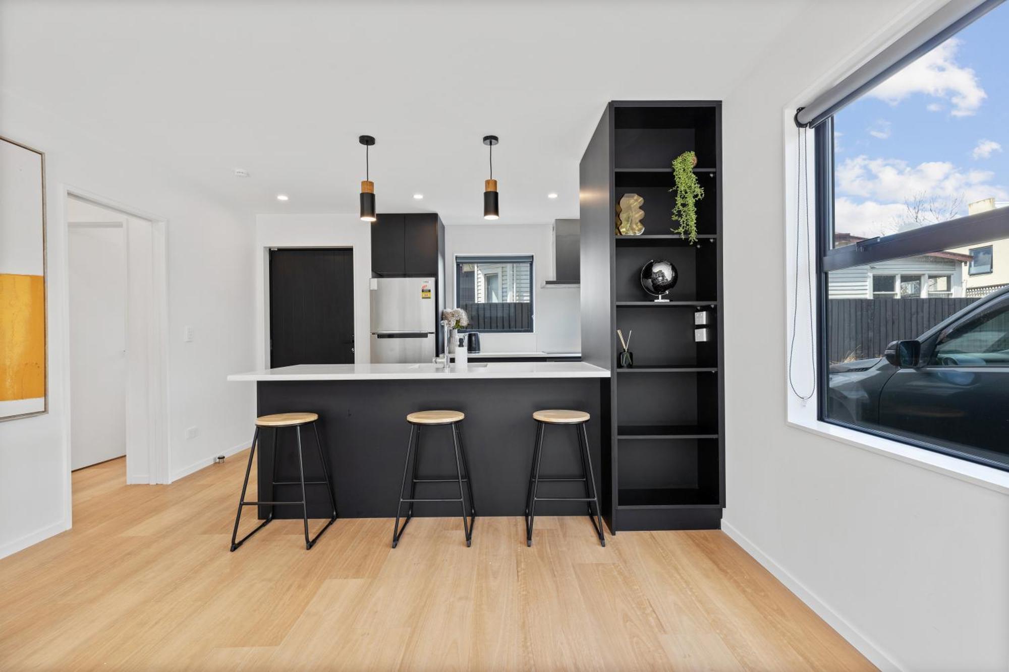 Peaceful Elegant Designated Park King Bed Apartment *