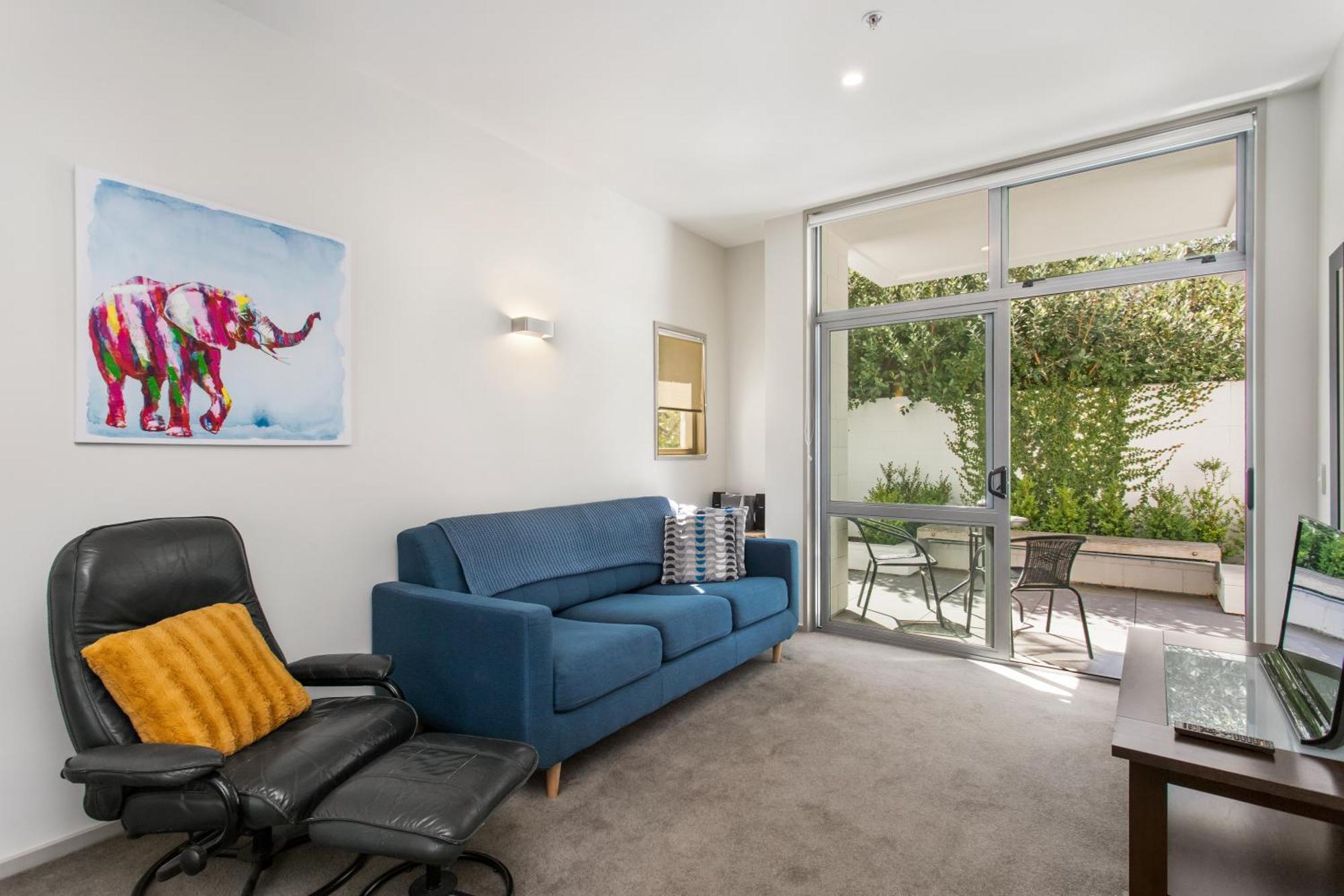 Executive Pad Free Basement Park Cbd 3 Mins Apartment Christchurch