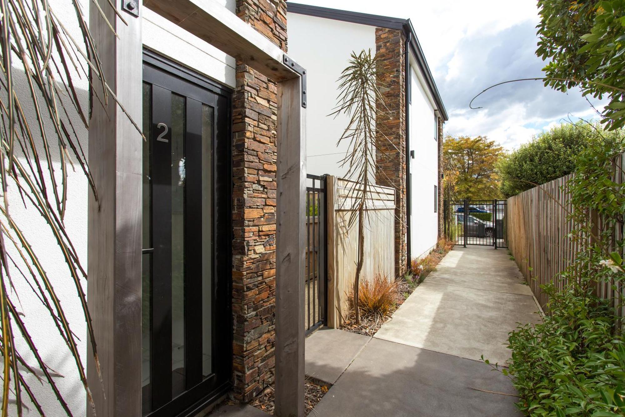 Apartment Chic Living 1 Bdrm Sunny Warm Close Cbd *