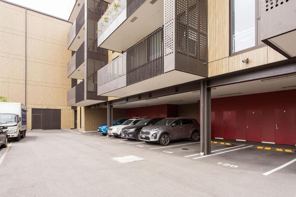 Apartment Whow! Unique Quirky Spacious Free Off Street Park
