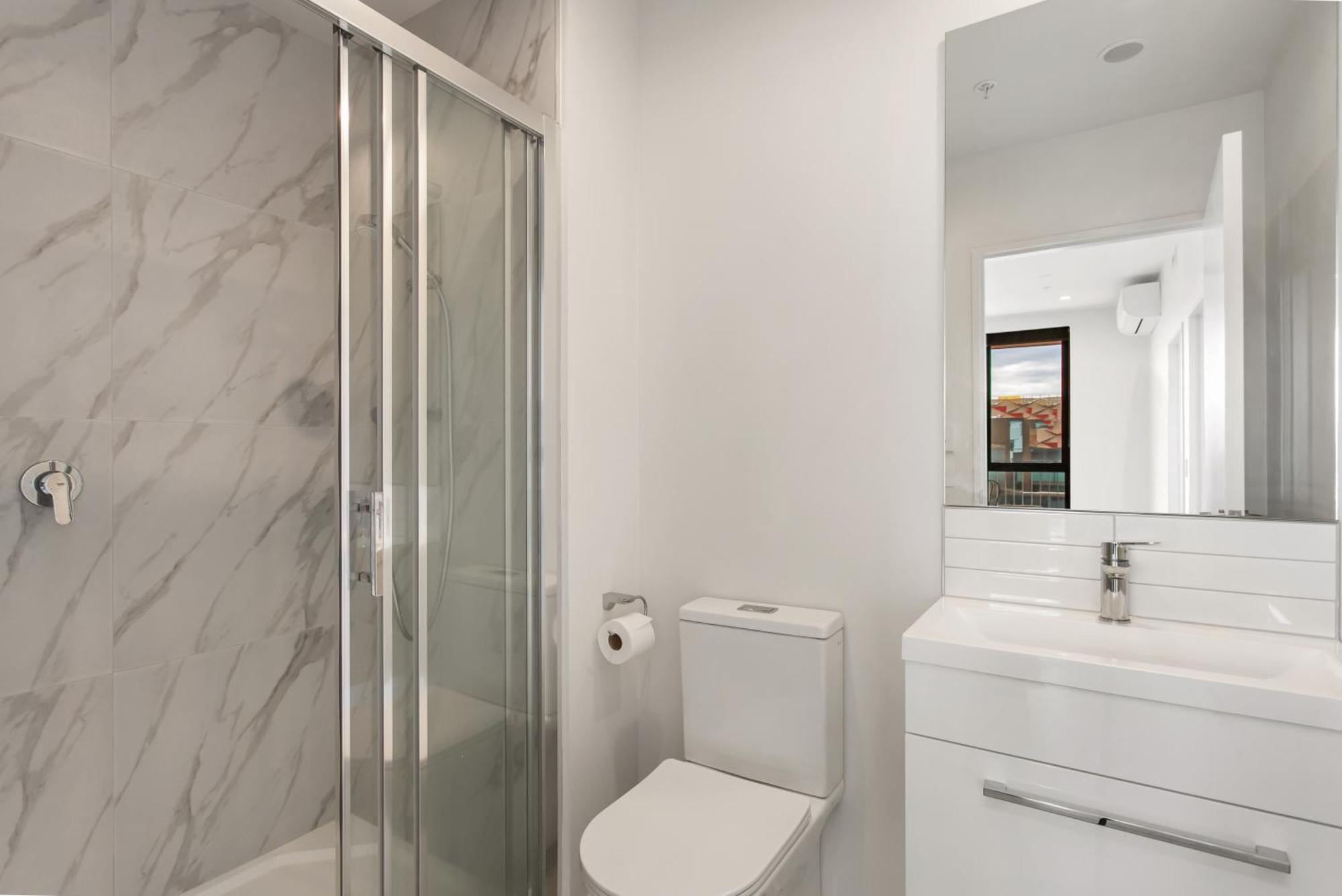 Apartment Luxury Stunning Views Sunny Christchurch