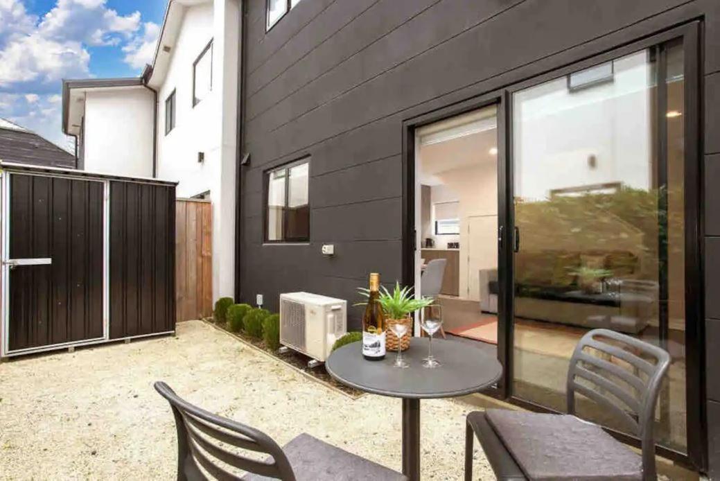 Pet Friendly Close Cbd & Te Pae Conference Centre