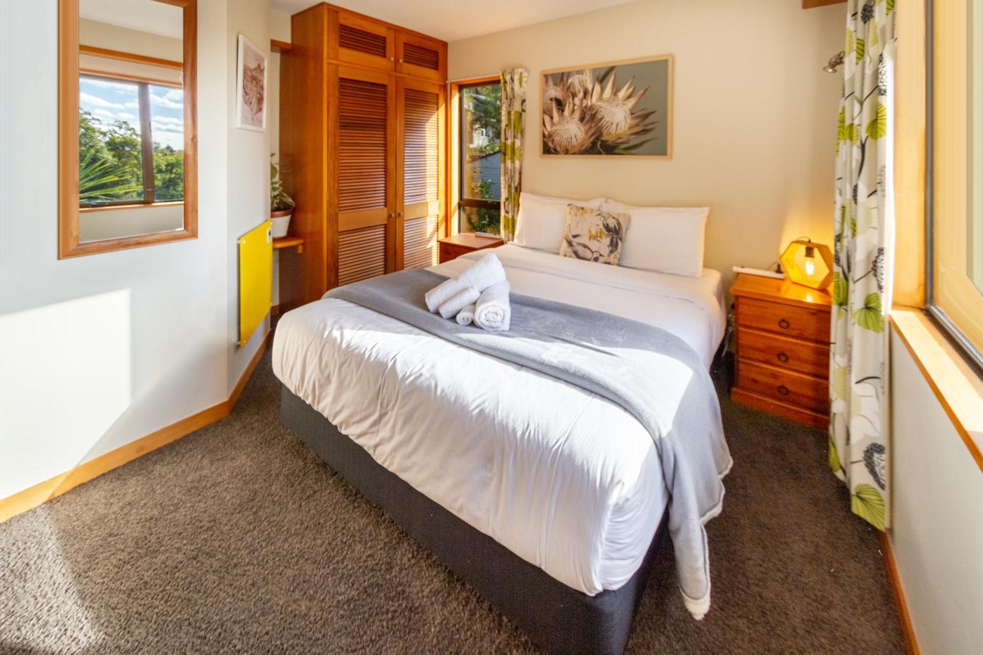 Sherwood 4-bedroom With Spectacular Views *