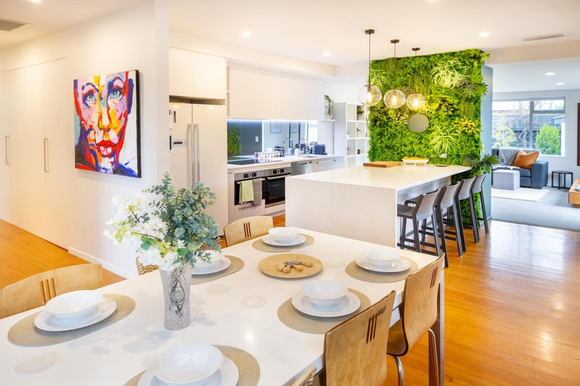 Apartment Private Family Retreat, Sleeps 8 Christchurch