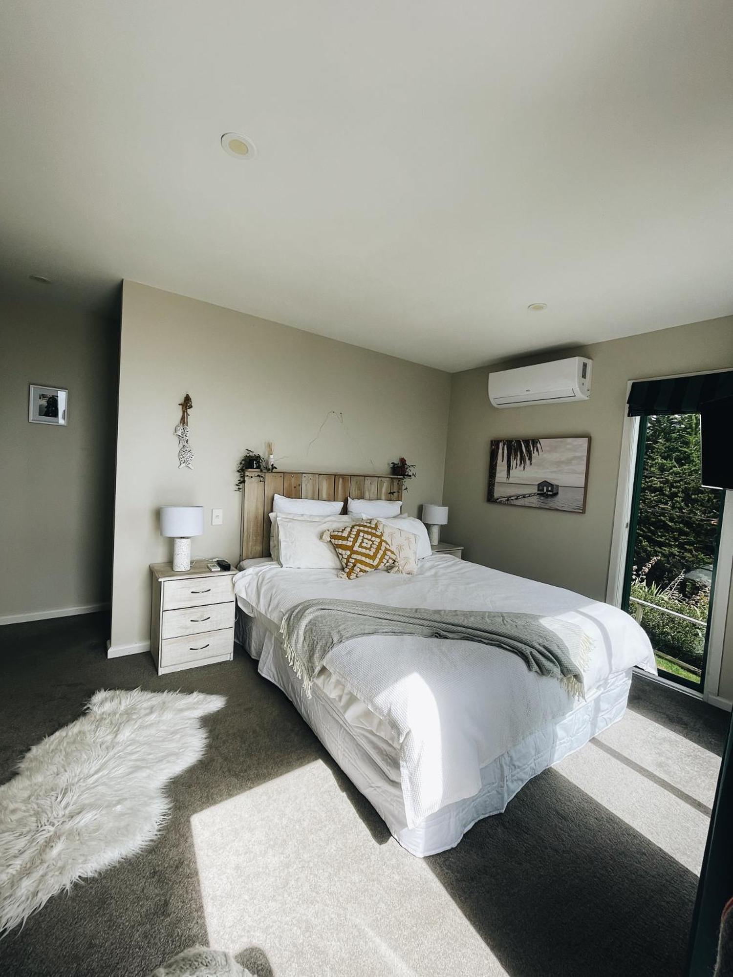 A Of Spectacular Sea Views Christchurch