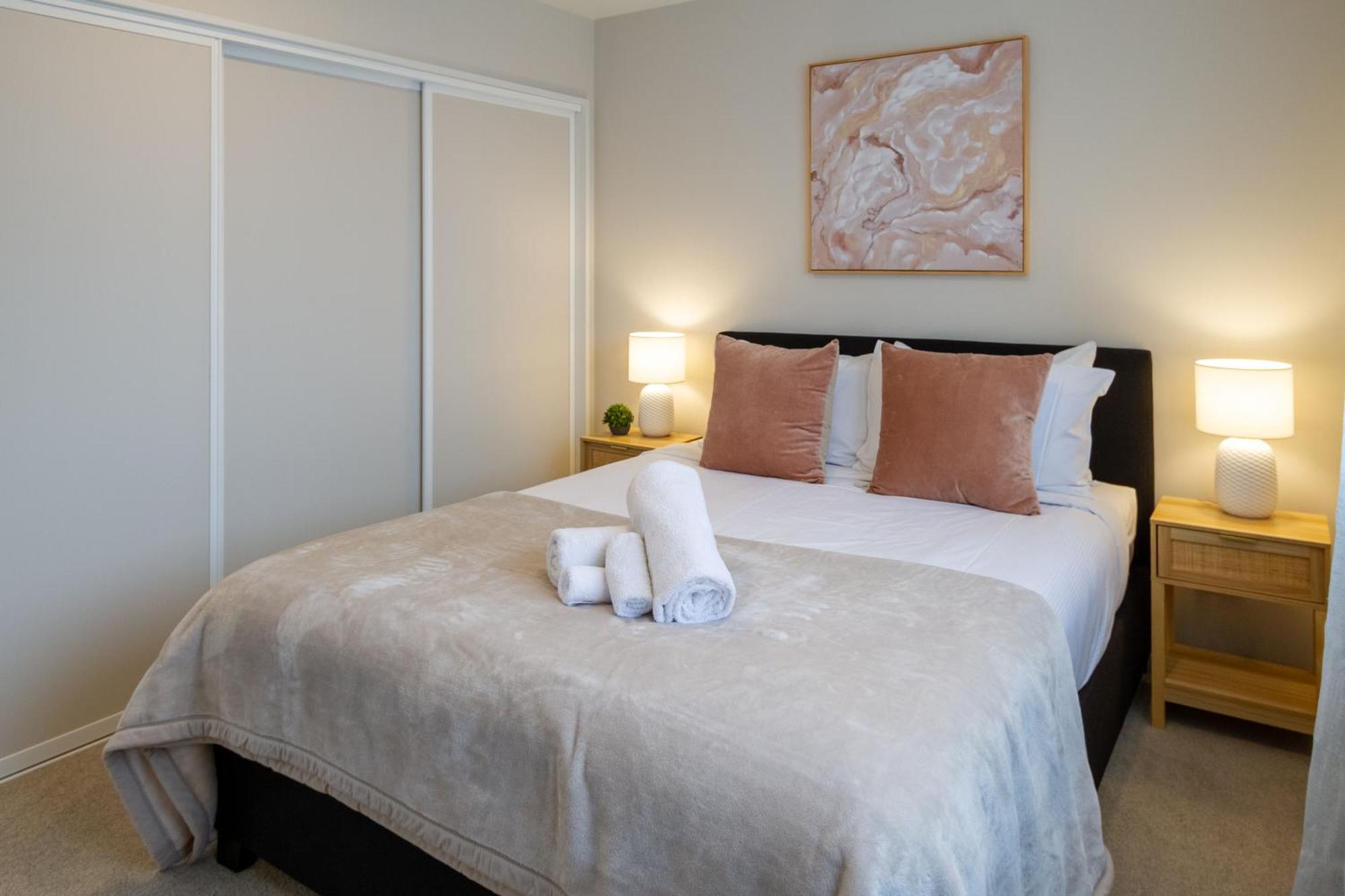 Church Corner, Parking And Large Living Area Apartment Christchurch