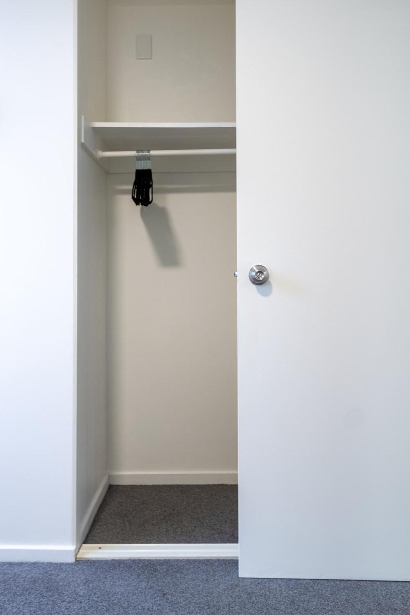 Warm Chch Park View & Garage Parking Apartment *