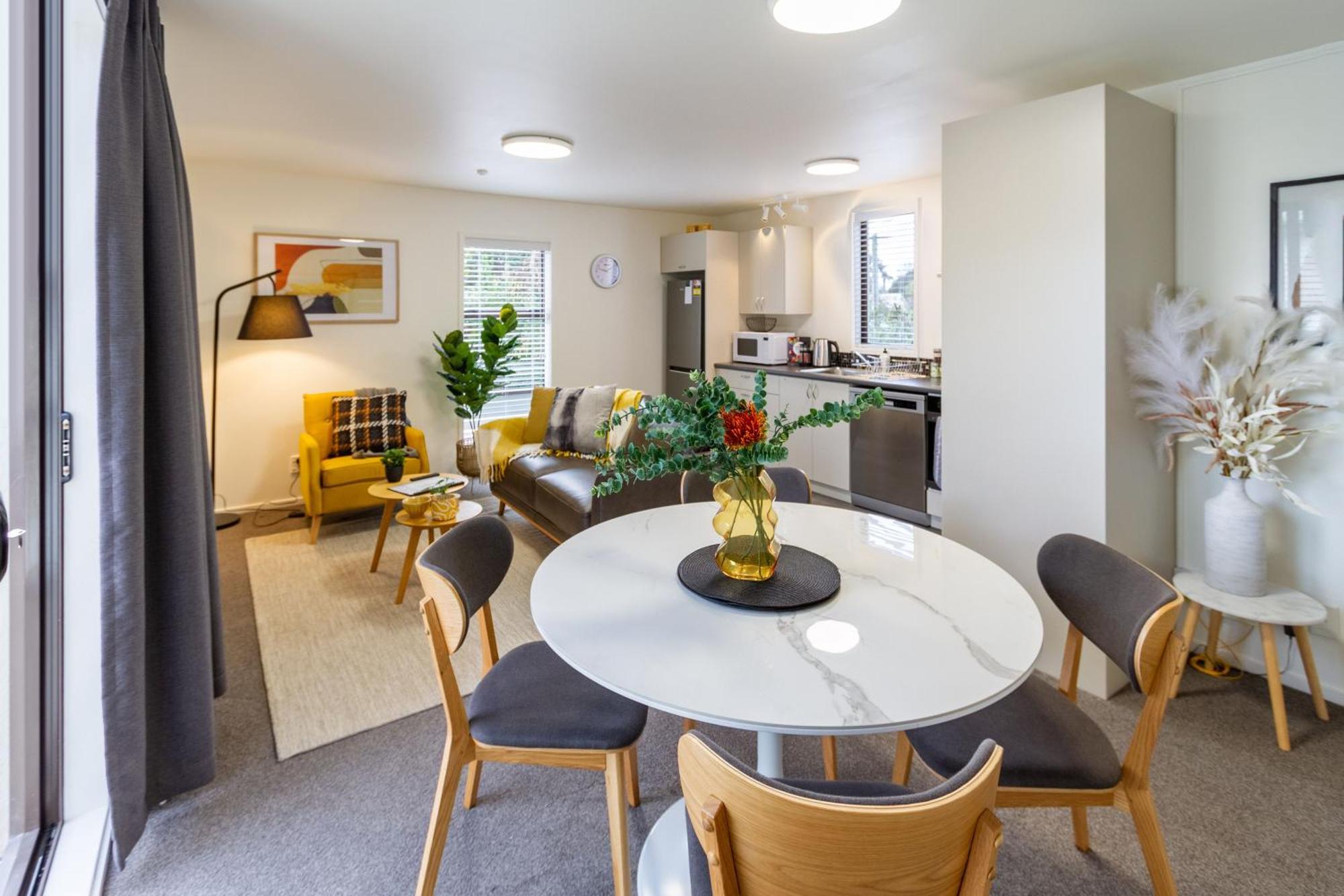 Apartment Warm Chch Park View & Garage Parking *