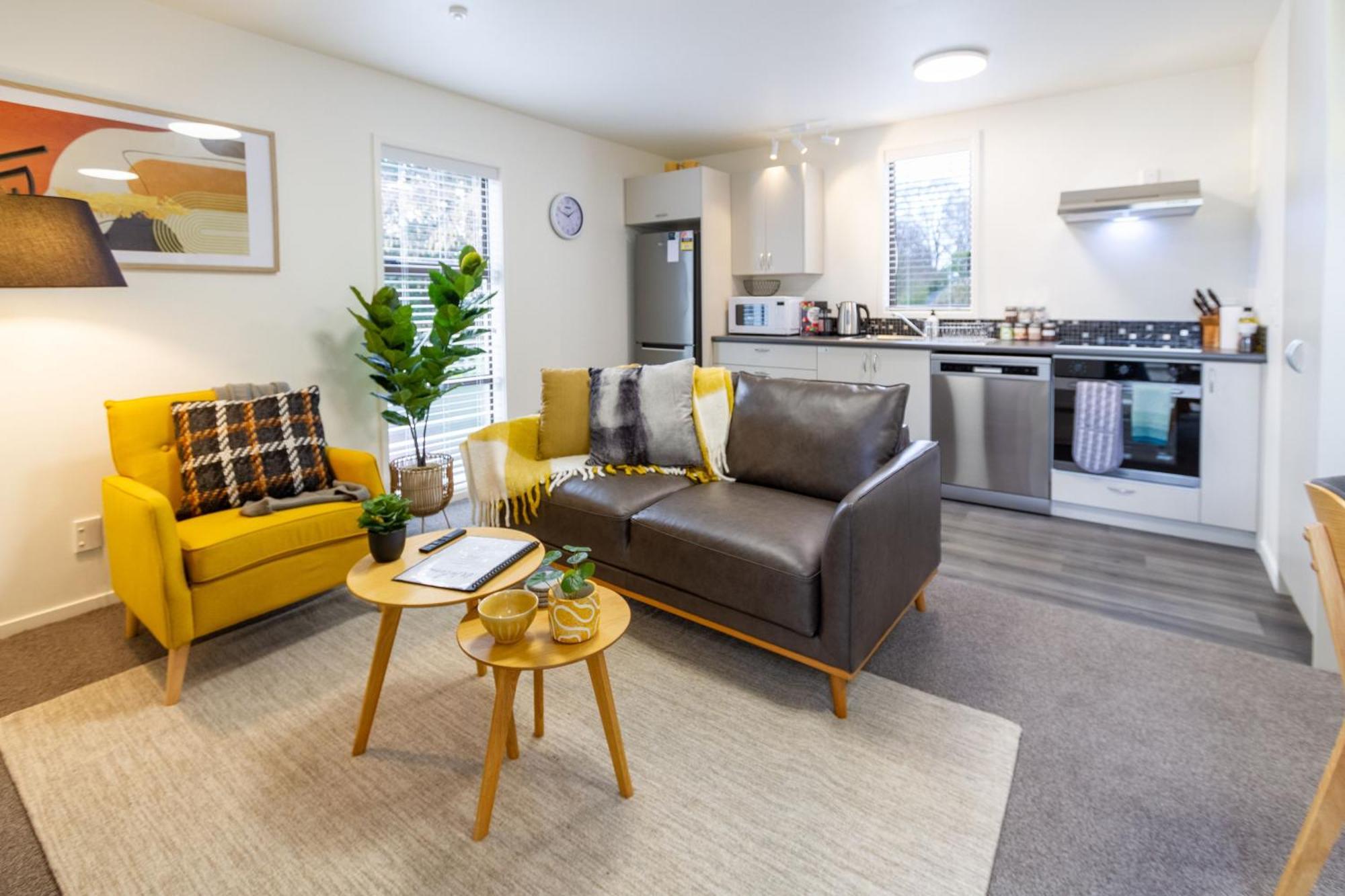 Warm Chch Park View & Garage Parking Apartment Christchurch