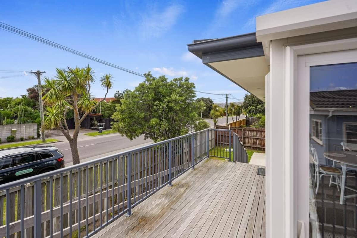 Modern 2-bedroom Oasis Just Steps From The Holiday home