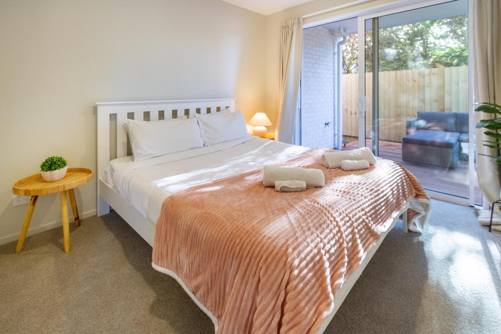 Apartamento Luxury Beachside Living Elegant 3-bedroom Haven