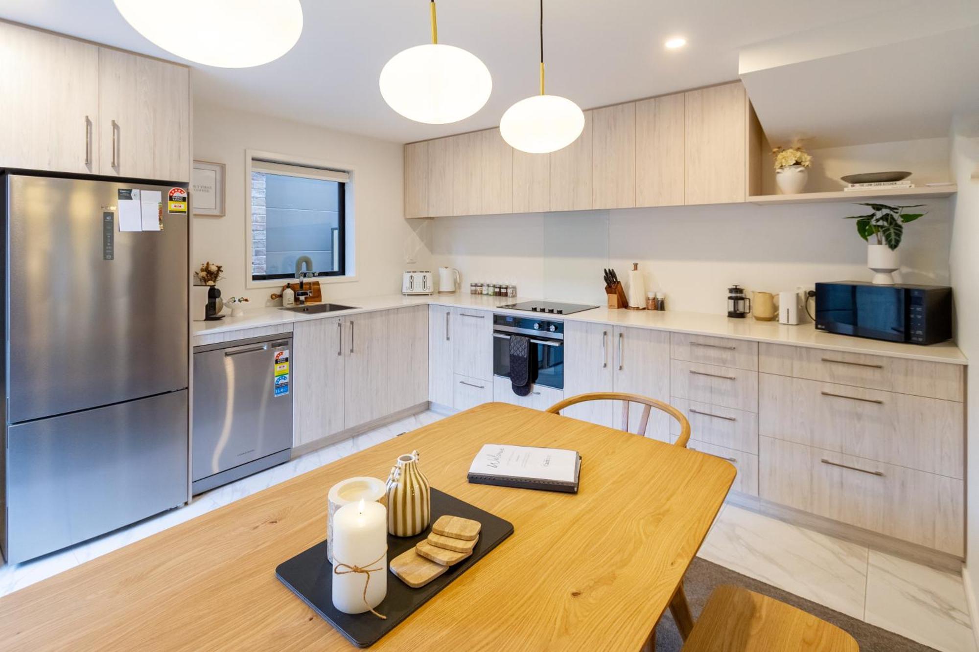 Stylish Townhouse Next To Little High Apartment *