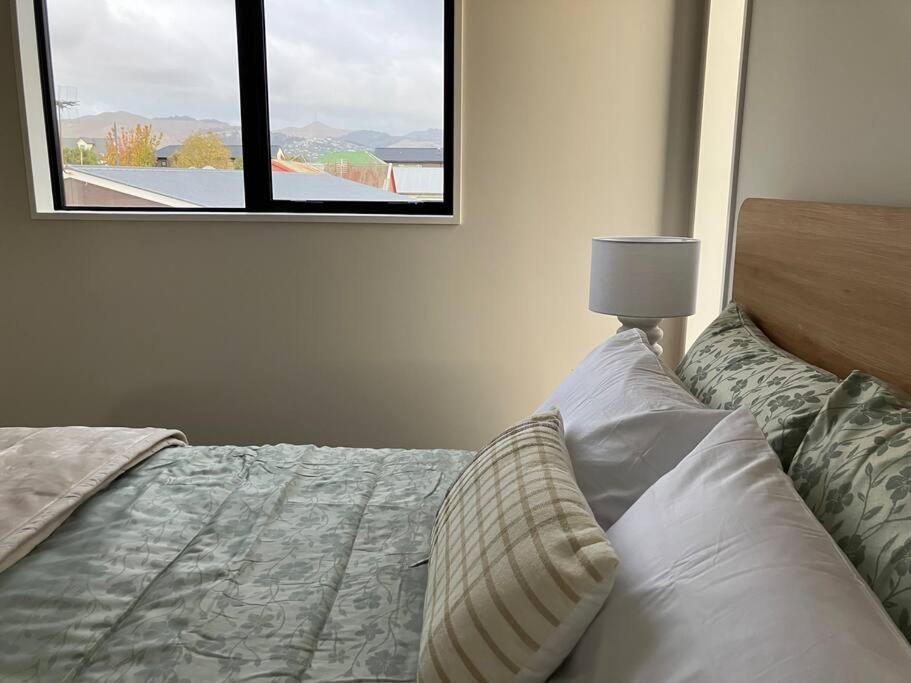 2-bedroom Ensuite, Close To City, Comfortable, Accessible With Own Parking * Christchurch