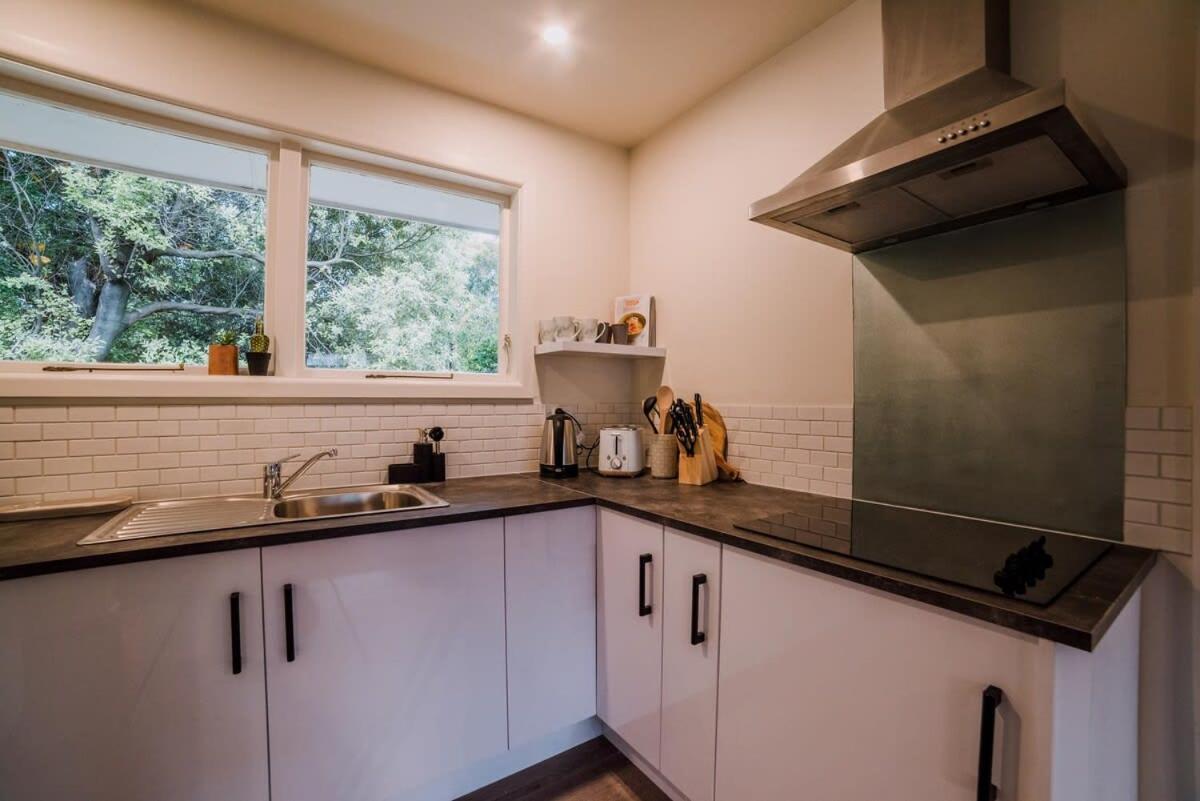 Heaven On Hagley - Sleeps 6 * Christchurch