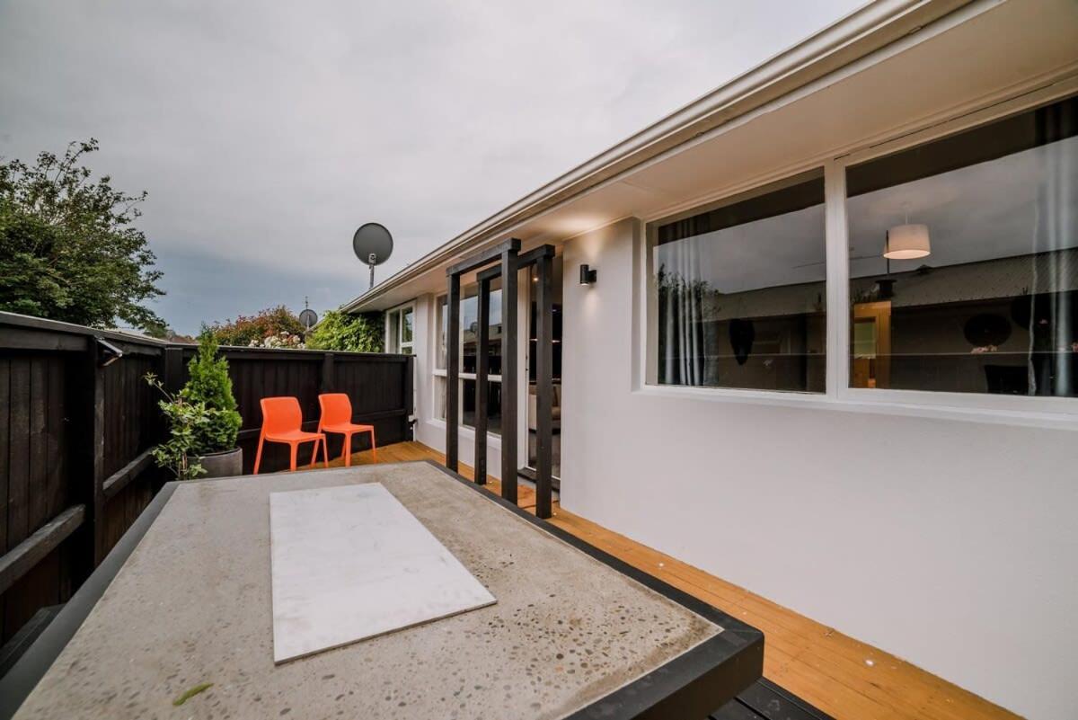 Ultimate Lux In Merivale - Sleeps 16 Villa *