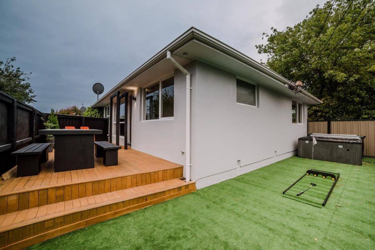 Ultimate Lux In Merivale - Sleeps 16 Villa *