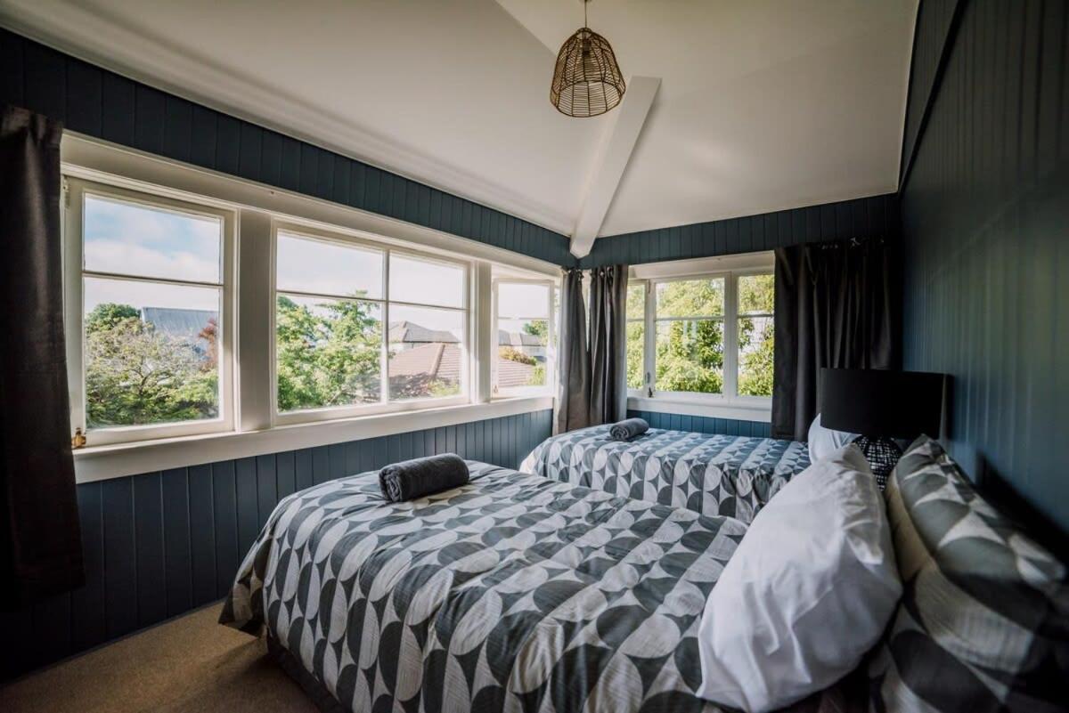 Ultimate Lux In Merivale - Sleeps 16