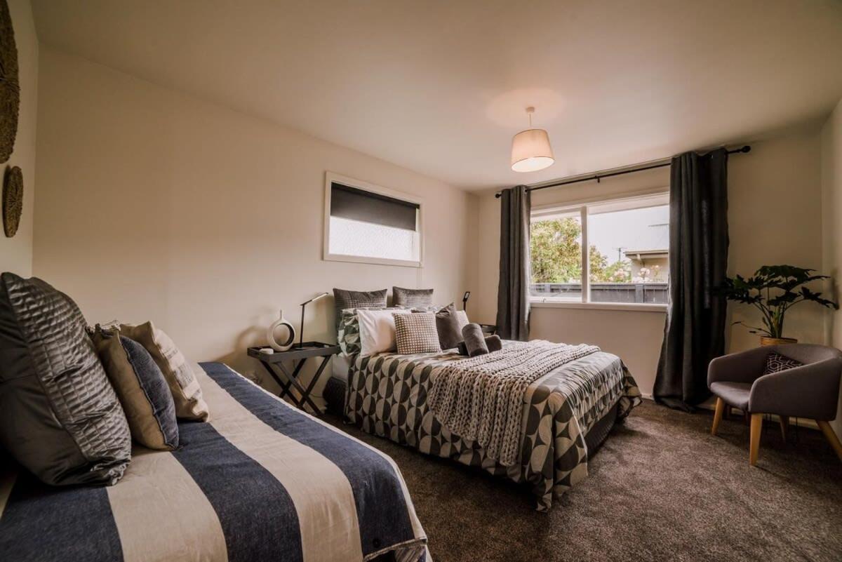 Ultimate Lux In Merivale - Sleeps 16 Villa