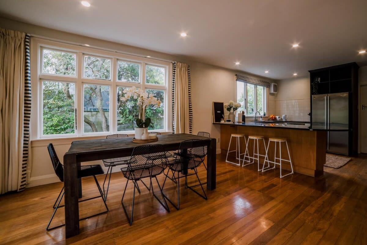 Villa Grand Old Mansion - Sleeps 12
