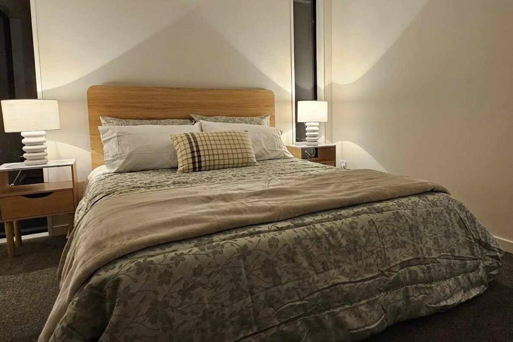 2-bedroom Ensuite, Close To City, Comfortable, Accessible With Own Parking Apartment Christchurch