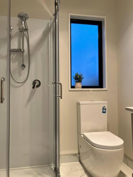 2-bedroom Ensuite, Close To City, Comfortable, Accessible With Own Parking Apartment *
