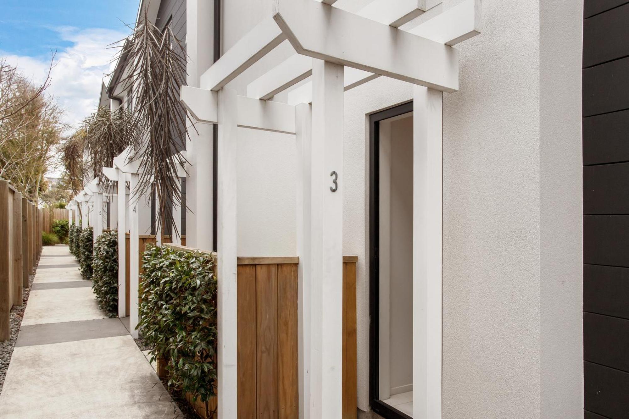 Away From Cbd Location Apartment