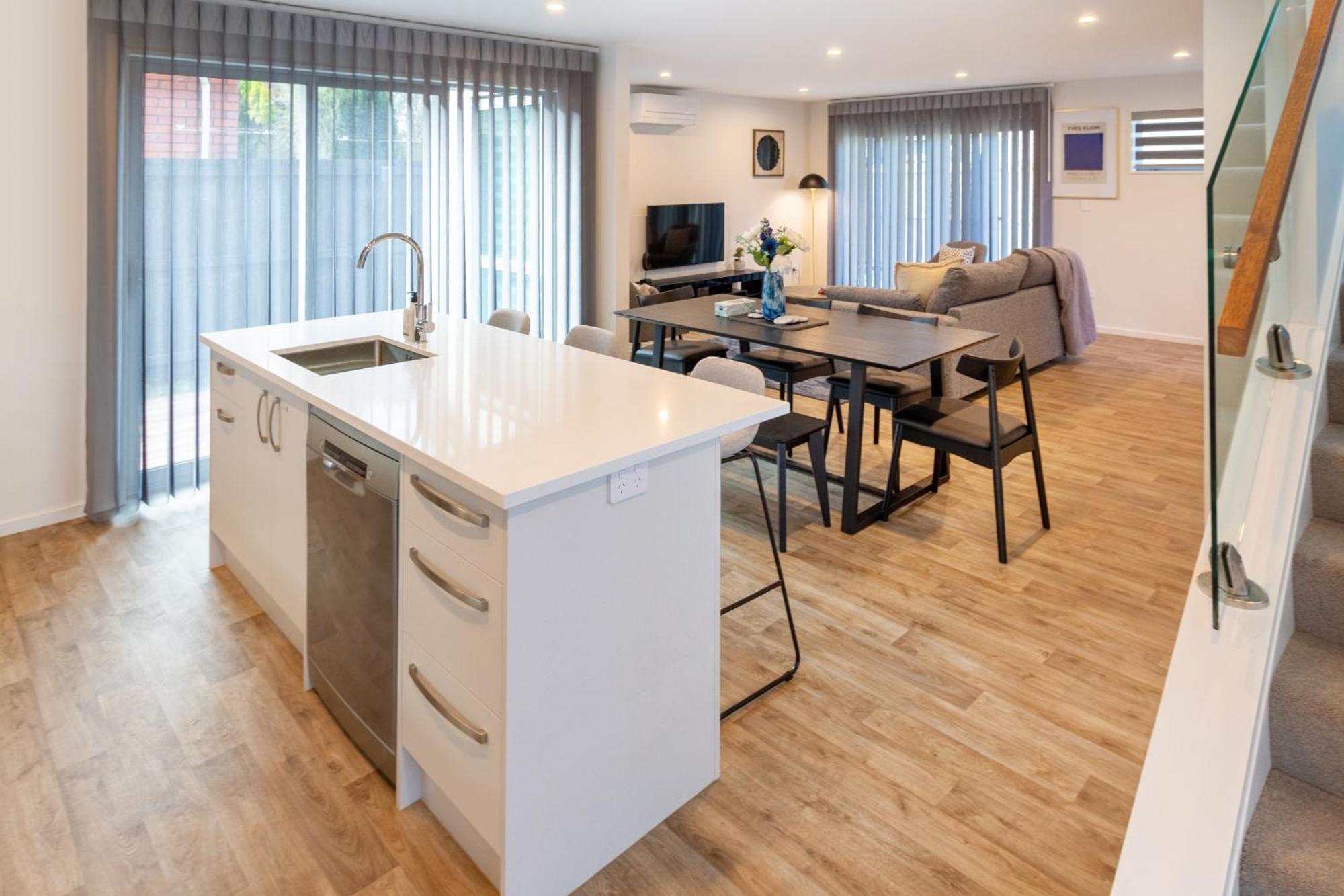 Park And 4br Townhouse Near Avon River * Christchurch