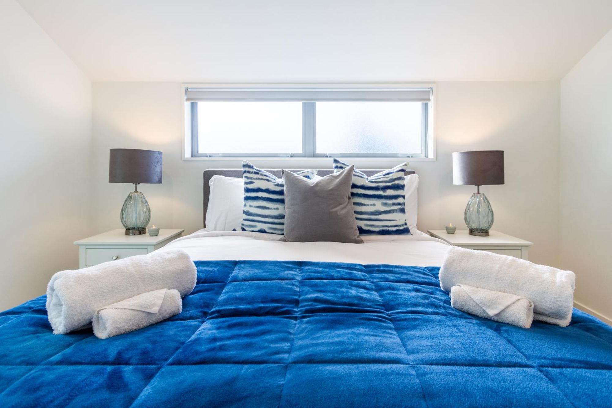Apartment Urban Comfort And Parking Near Avebury Park Christchurch