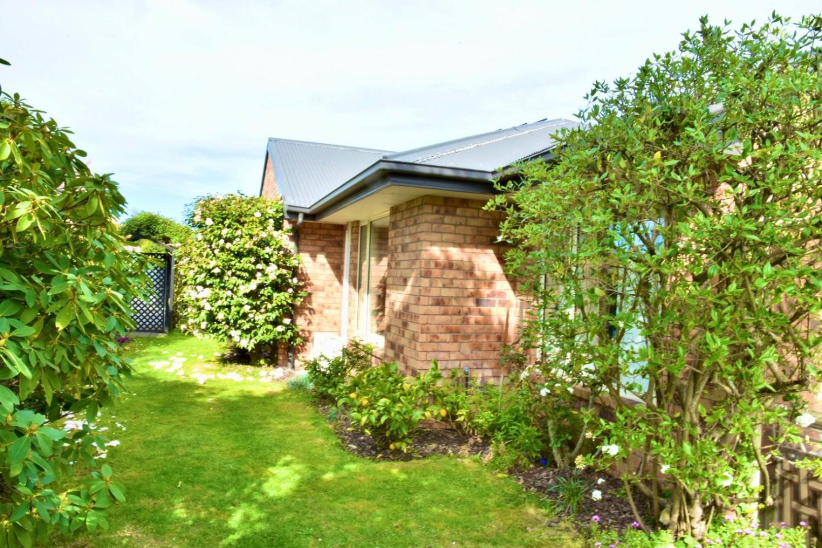 Sunny And Warm Family House 3 Bedrooms Villa