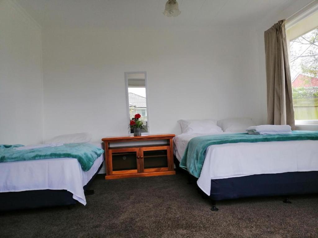 Family Near Center Homestay Christchurch