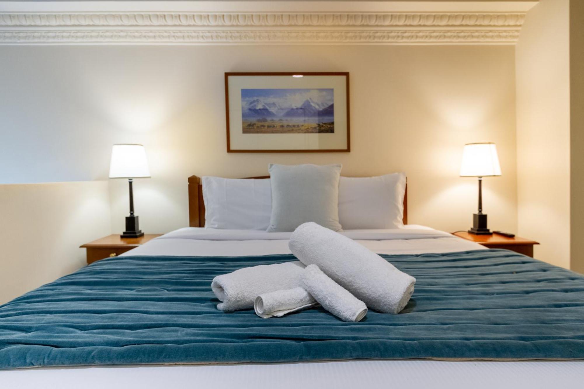 Beauty In The Cbd - 1bed Free Parking Pool Apartamento