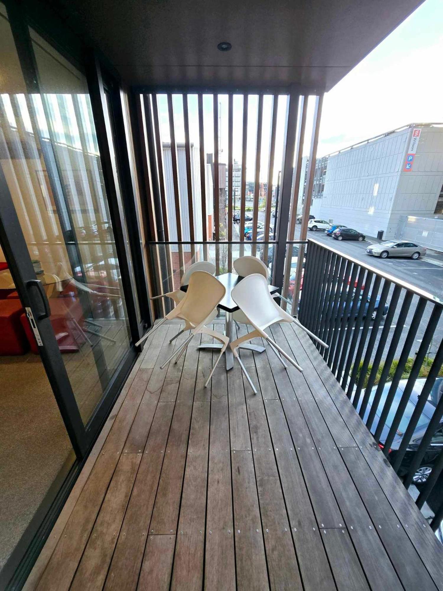 Modern In Apartment Christchurch