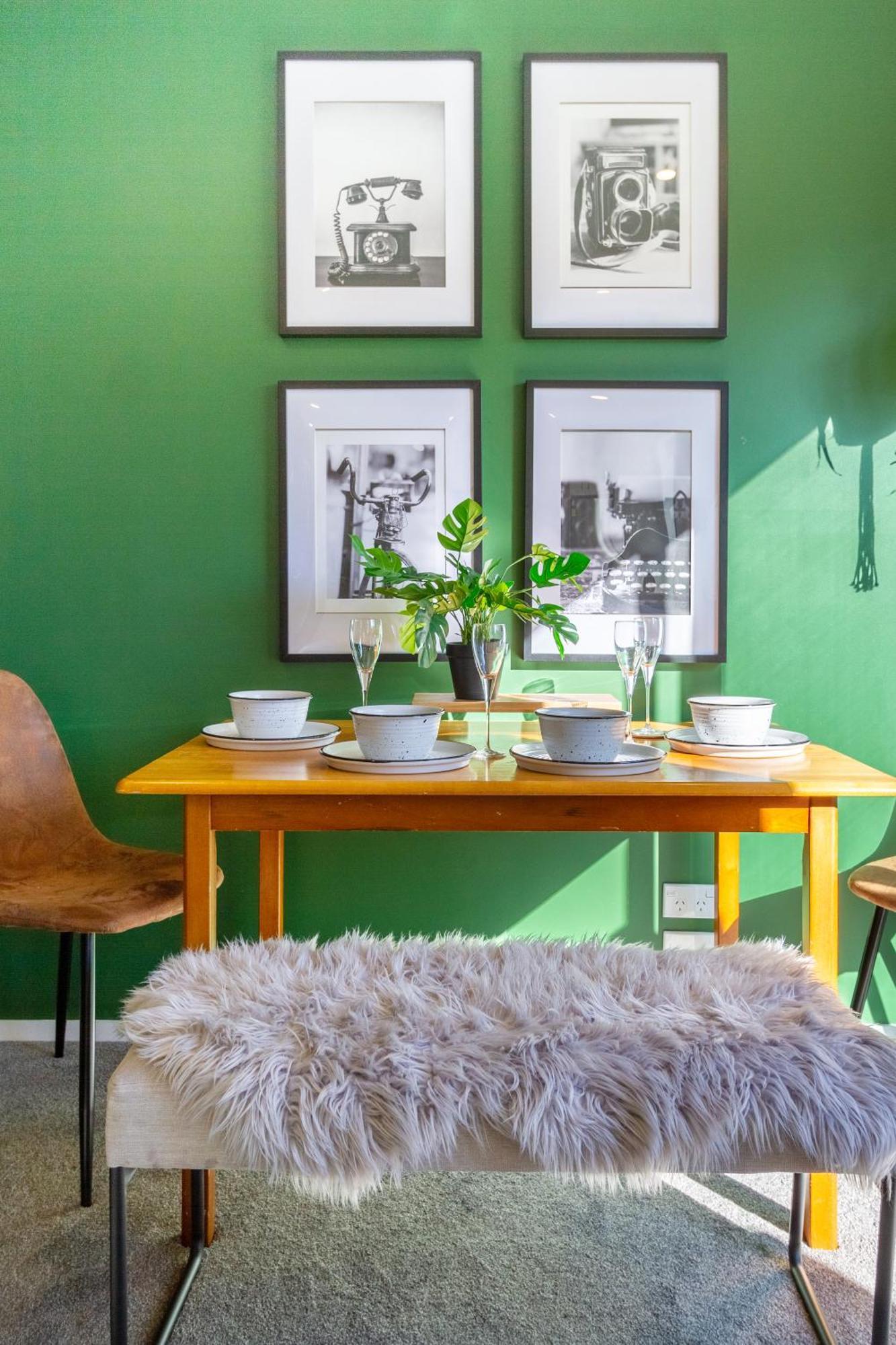Apartment Gorgeous In - 2 Bed Oasis W/king Bed *