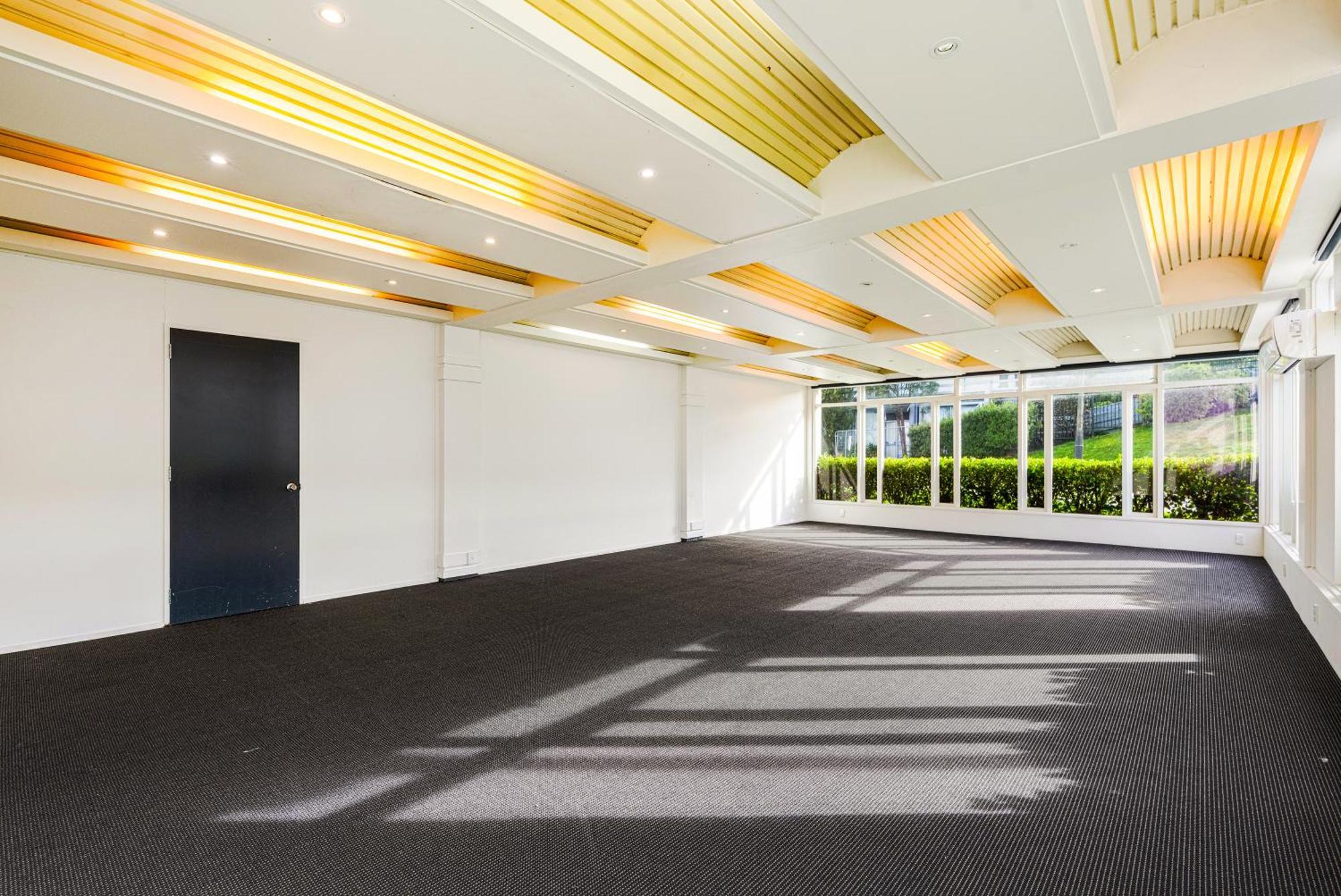 Hotel Grand Riccarton 4*