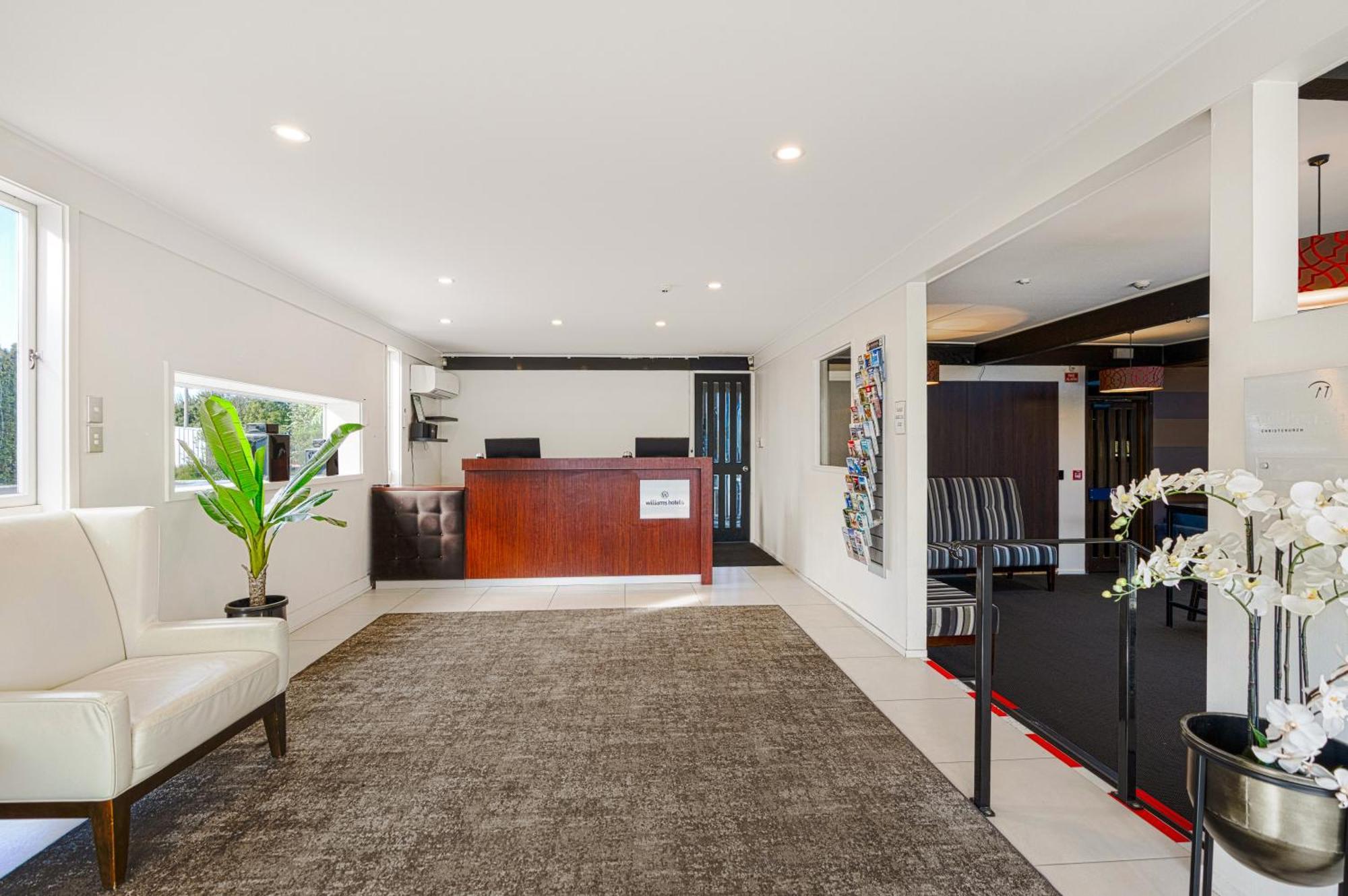Grand Riccarton Hotel