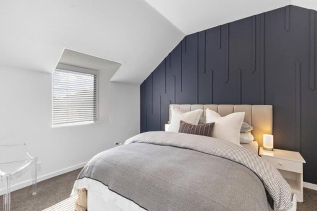 Apartment Plush Upmarket Close Hagley Park 2bdrms 2 Bthrms Christchurch