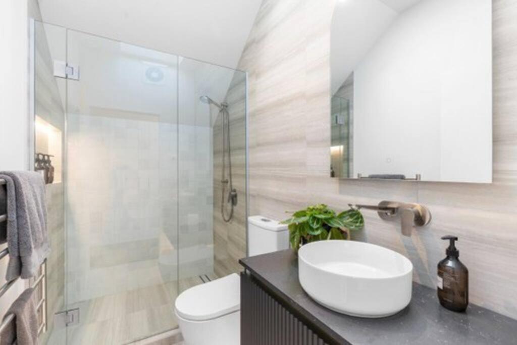 Plush Upmarket Close Hagley Park 2bdrms 2 Bthrms Apartment Christchurch