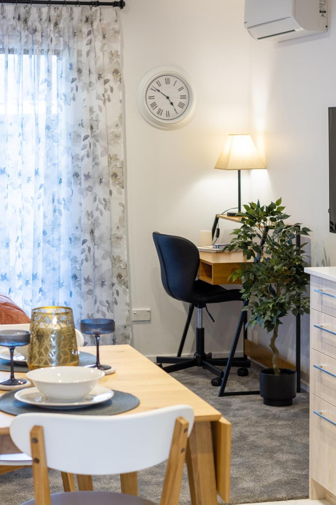 Apartment Ground Floor - Wilmer Street, Office Space *