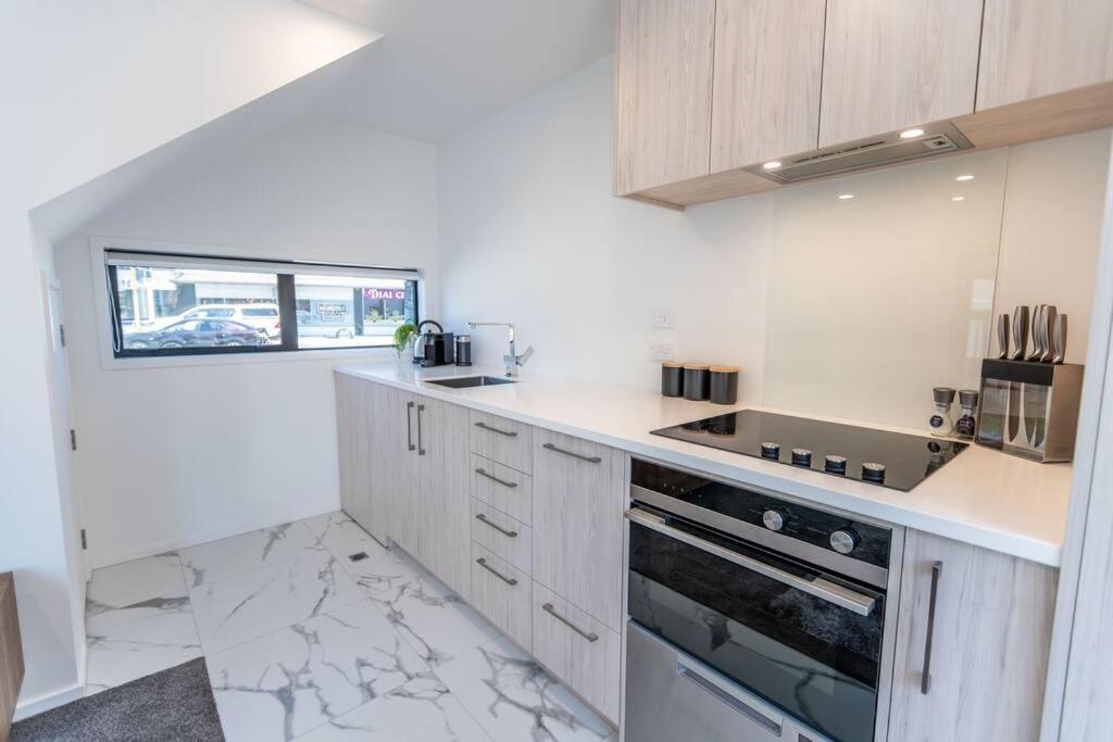 Apartment Brand New Opposite Hagley Park Close Cbd Hospital