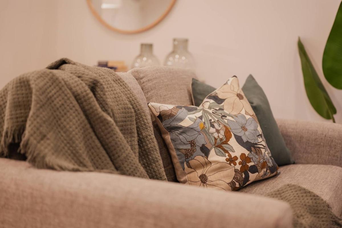 Serene Spaces On Tuam - 2 Bedroom Apartment *