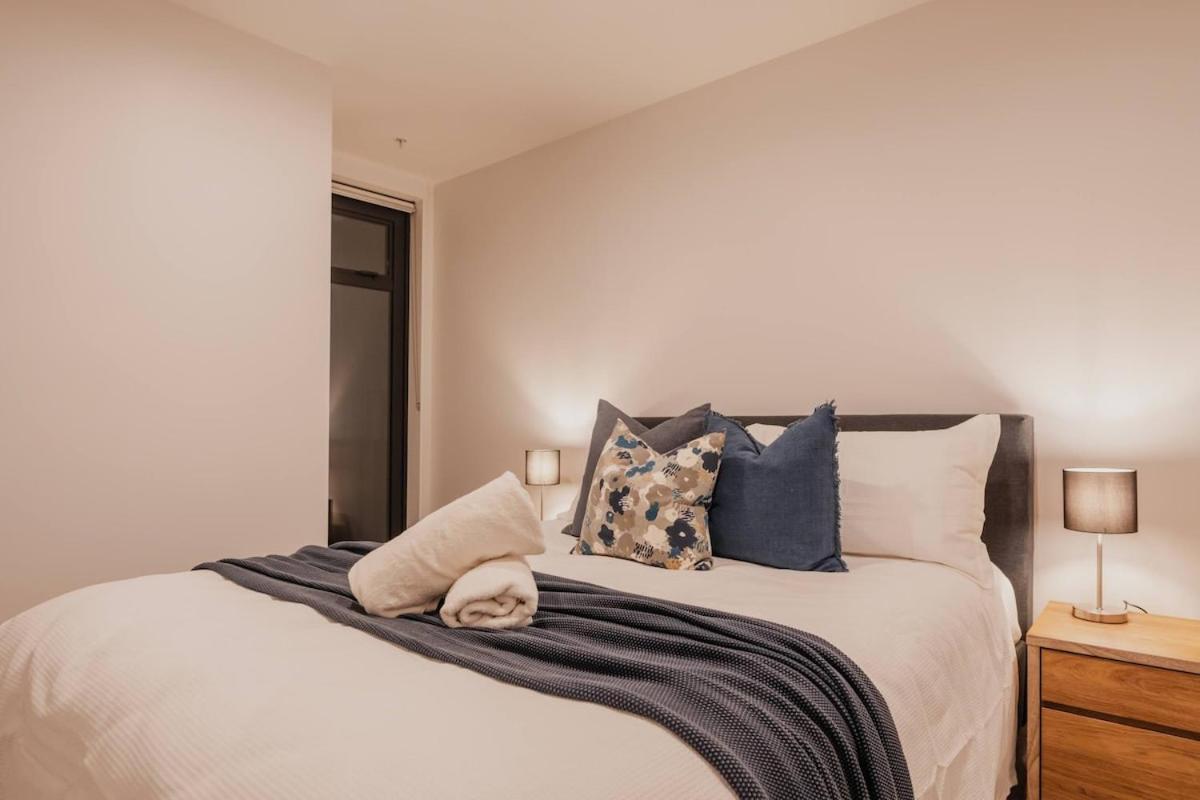 Serene Spaces On Tuam - 2 Bedroom Apartment *