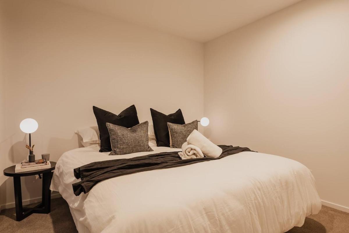 Apartment Bright & Airy On Tuam - 2bedroom