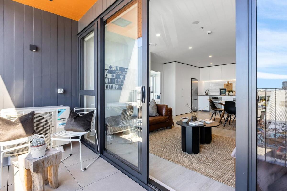 Apartment Bright & Airy On Tuam - 2bedroom *