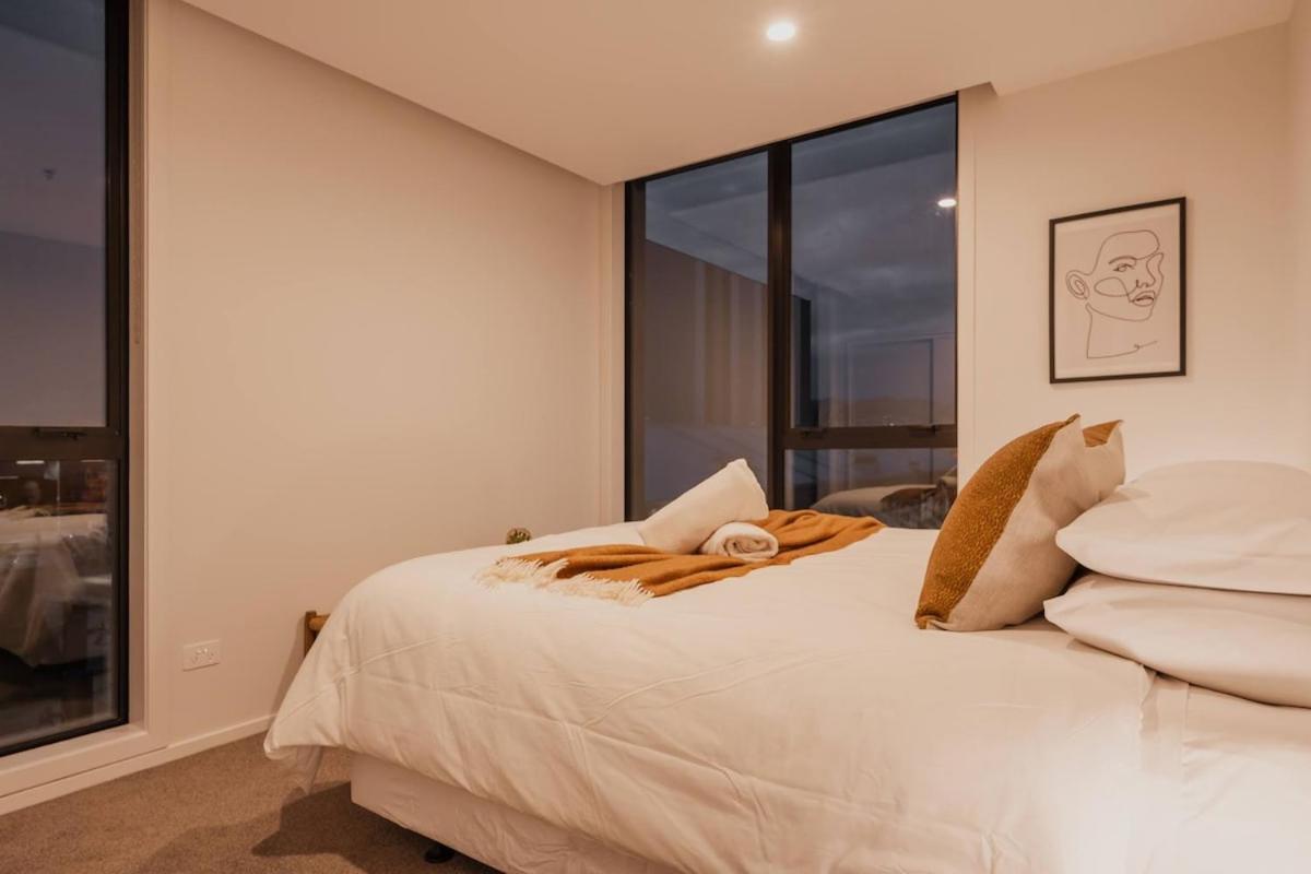 Apartment Bright & Airy On Tuam - 2bedroom *