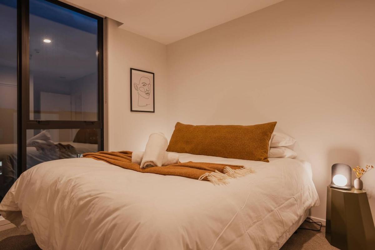 Bright & Airy On Tuam - 2bedroom