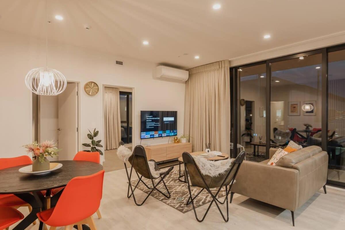 Tuam On Sleeps 5 *