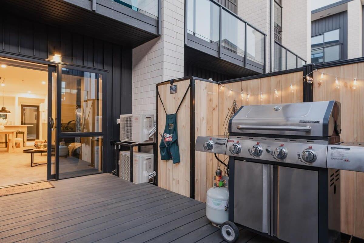 Your Stylish Retreat In The Heart Of The *