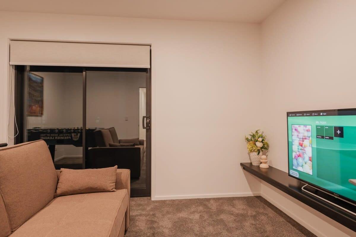Apartment Your Stylish Retreat In The Heart Of The Christchurch