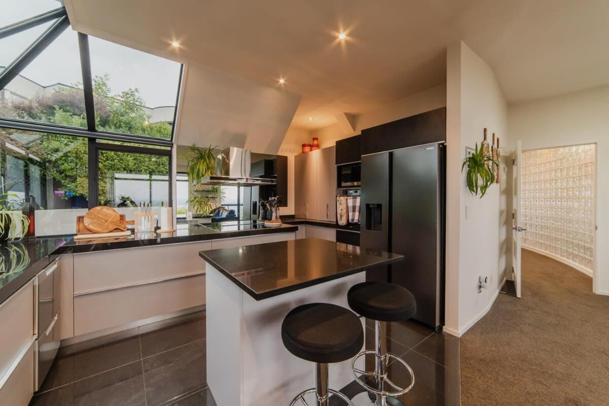 Million Dollar Views - Sleeps 12 Holiday home