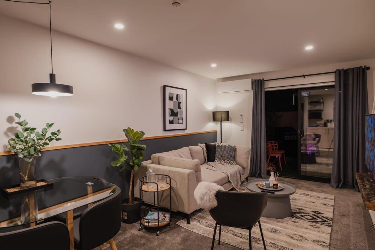 High Roller Luxury Casino & Hot Tub Holiday home